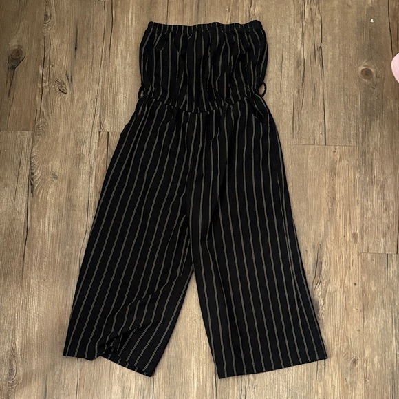 Warehouse Black and White Striped Jumpsuit - Picture 1 of 5